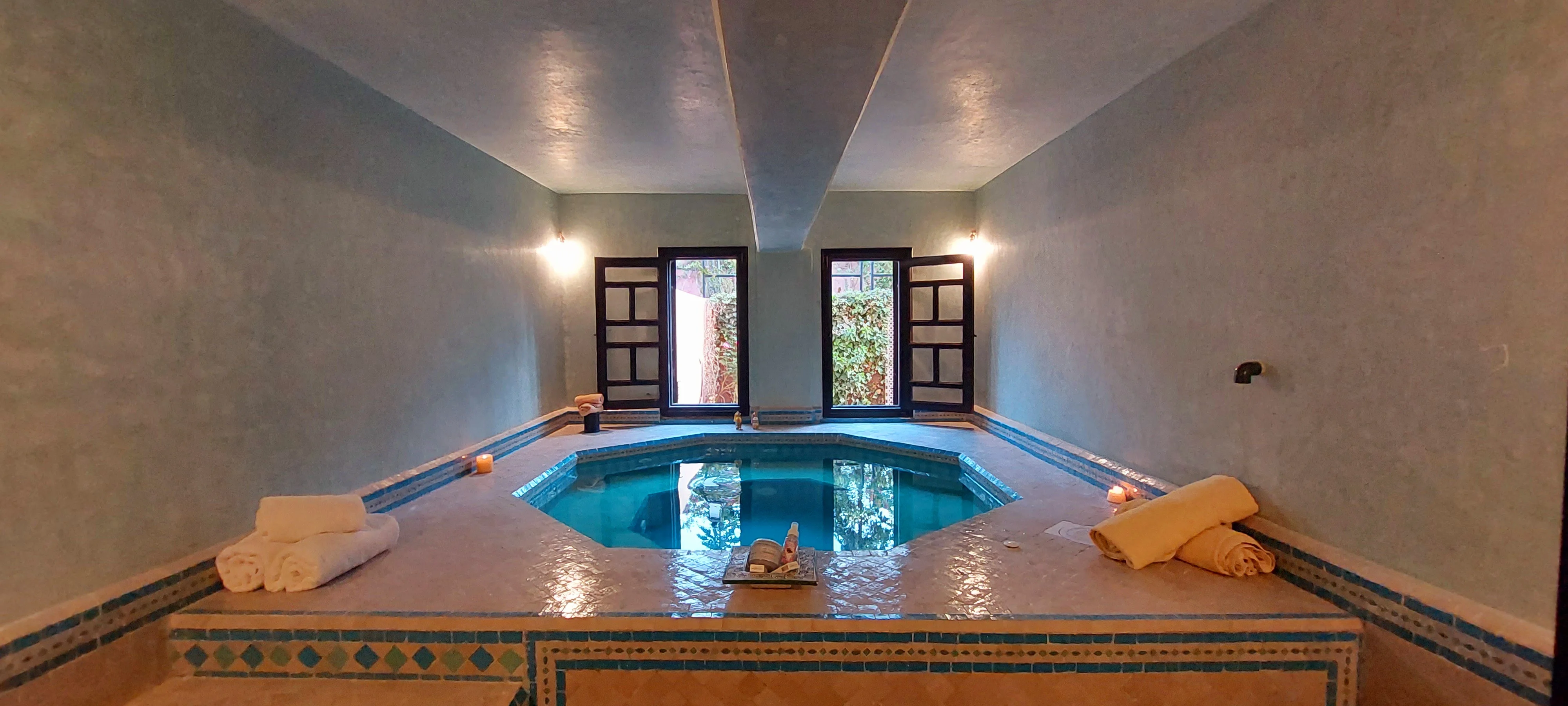 Detailed view of a quiet corner in the gardens